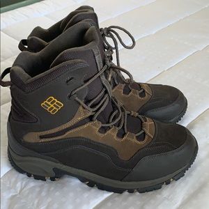 Columbia waterproof hiking boots